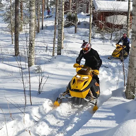 بيت للعطل Kainiemen Huvilat *